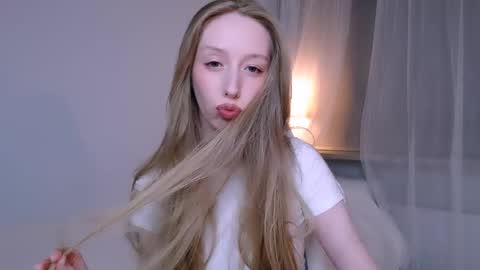 Luna online show from 13, 4, 2026