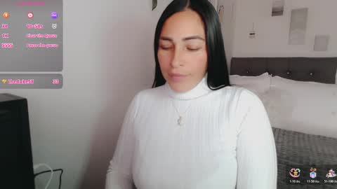 Snapshot of luna_lgomez chatting on 25, 11, 2025 luna online show from 25, 11, 2025