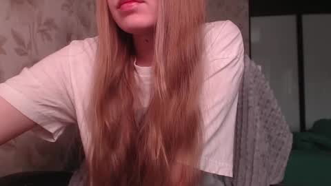 Luna online show from 22, 2, 2025