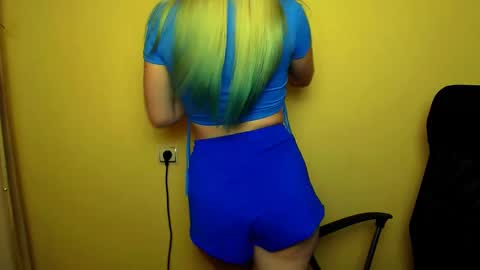 Snapshot of luna_lush_ chatting on 25, 1, 2025 Luna online show from 25, 1, 2025