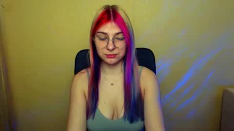 Snapshot of luna_lush_ chatting on 15, 2, 2025 Luna online show from 15, 2, 2025