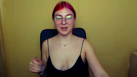 Snapshot of luna_lush_ chatting on 27, 2, 2025 Luna online show from 27, 2, 2025