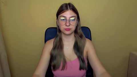 Snapshot of luna_lush_ chatting on 13, 9, 2025 Luna online show from 13, 9, 2025