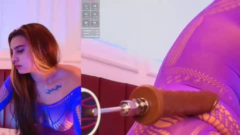 Snapshot of luna_monroe_ chatting on 12, 9, 2025 online show from 12, 9, 2025