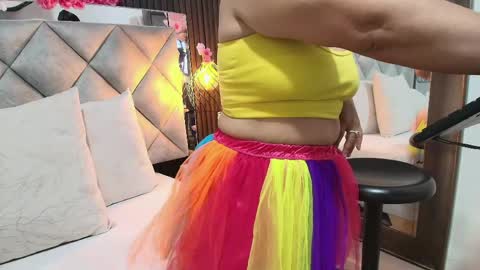 luna_naughty1 online show from 11, 4, 2026