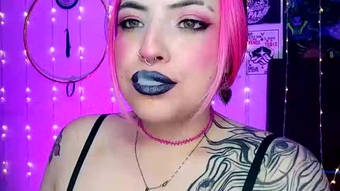 MISS LUNA  online show from 6, 2, 2025