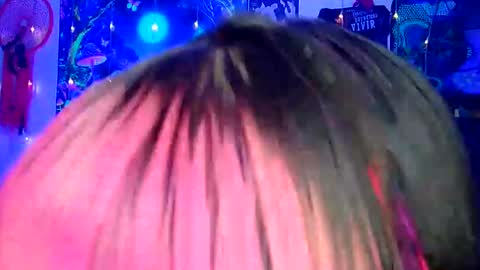 MISS LUNA  online show from 6, 3, 2025