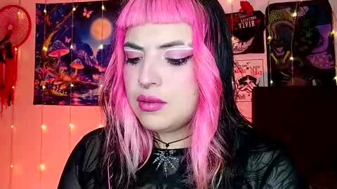 MISS LUNA  online show from 8, 3, 2025