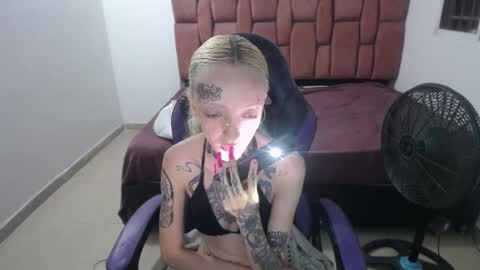 Luna online show from 16, 2, 2025