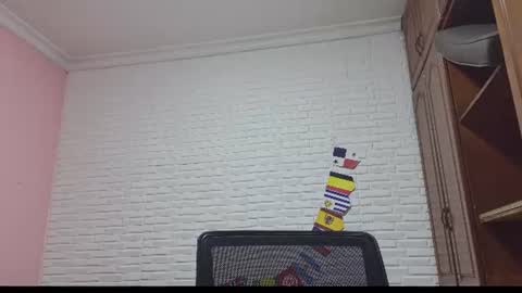 luna_rousse26 online show from 15, 7, 2026