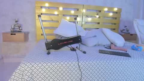 Luna online show from 21, 12, 2025