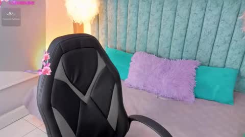 Snapshot of luna_volk chatting on 9, 9, 2025 Luna online show from 9, 9, 2025