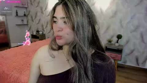 Snapshot of luna_volk chatting on 24, 9, 2025 Luna online show from 24, 9, 2025