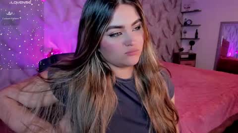 Snapshot of luna_volk chatting on 11, 11, 2025 Luna online show from 11, 11, 2025