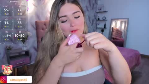 Snapshot of luna_volk chatting on 21, 11, 2025 Luna online show from 21, 11, 2025