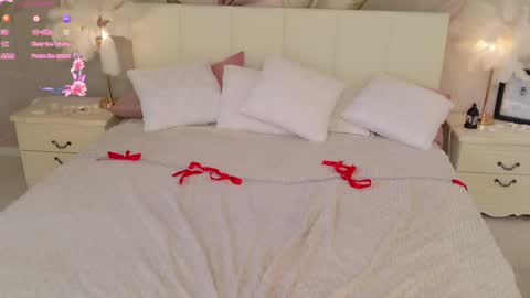 Luna online show from 17, 4, 2026