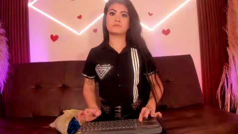 Snapshot of lunaa_lynch chatting on 29, 4, 2026 Luna online show from 29, 4, 2026