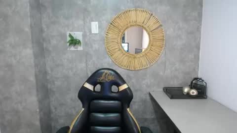 lunaa_m_ online show from 5, 2, 2025