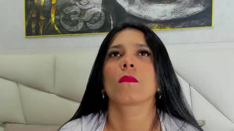 lunaasmithh online show from 16, 6, 2026