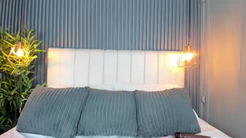 Luna  online show from 8, 10, 2025