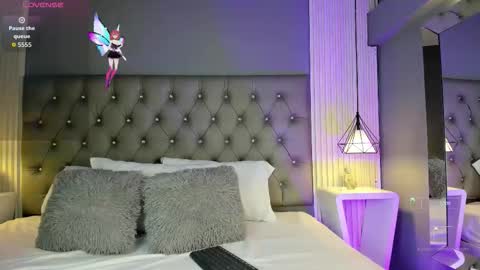 Luna  online show from 5, 11, 2025