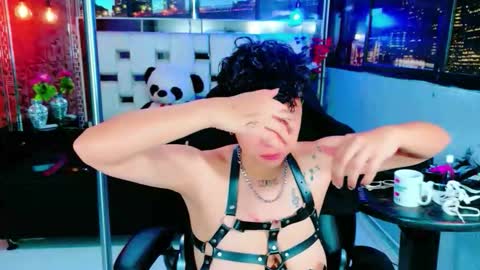 Snapshot of lunabustygirl chatting on 23, 11, 2025 lunabustygirl online show from 23, 11, 2025