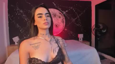 Snapshot of lunaevans01 chatting on 21, 9, 2025 Luna online show from 21, 9, 2025