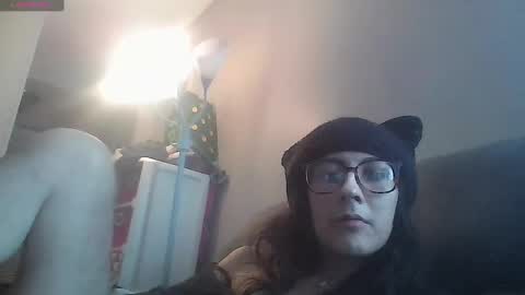 Snapshot of lunafreya92 chatting on 1, 2, 2025 Freya online show from 1, 2, 2025