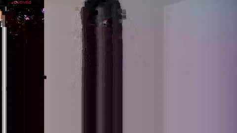 Snapshot of lunagardners chatting on 9, 10, 2025 lunagardners online show from 9, 10, 2025