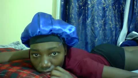 Snapshot of lunah_kitty chatting on 17, 5, 2026 lunah_kitty online show from 17, 5, 2026
