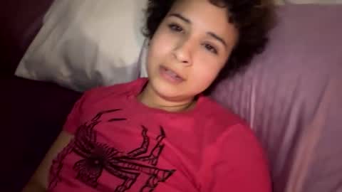 lunaloopzz online show from 18, 4, 2026