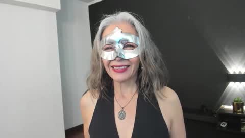 lunamisteriosa_ online show from 26, 9, 2025