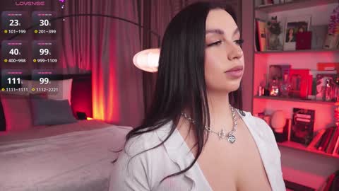 Luna  next streams Mon Fri Sat Sun 8pm-5am gmt0 online show from 24, 1, 2025