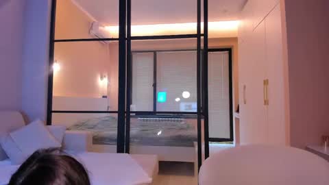 Aisha online show from 27, 2, 2025