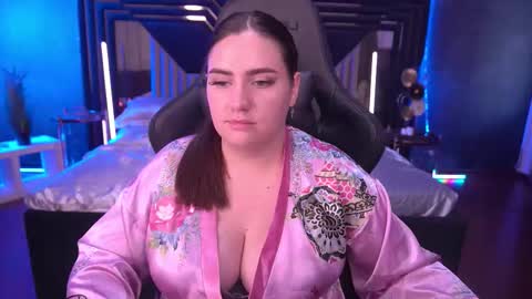 Luna online show from 8, 9, 2025