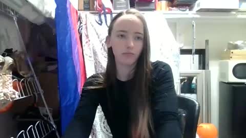 lunapixie2020 online show from 22, 11, 2025