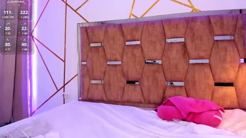 Snapshot of lunapleasure_ chatting on 3, 3, 2025 Luna online show from 3, 3, 2025