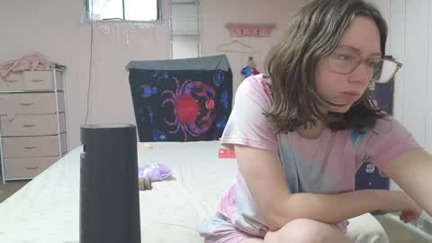 Snapshot of lunaquinn45 chatting on 4, 2, 2025 lunaquinn45 online show from 4, 2, 2025