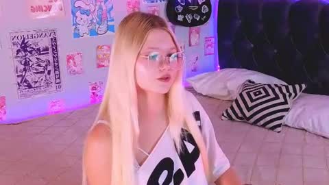 Snapshot of lunariafox chatting on 28, 7, 2026 lunariafox online show from 28, 7, 2026