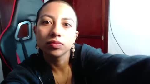 Snapshot of lunarichy chatting on 7, 10, 2025 lunarichy online show from 7, 10, 2025