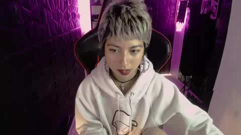 lunarichy online show from 23, 2, 2026