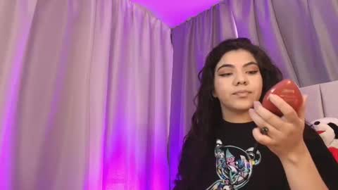  Luna  online show from 30, 1, 2025