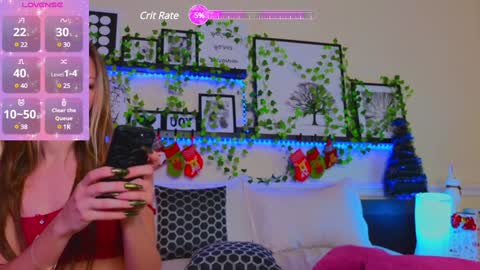 Snapshot of lunarishi chatting on 25, 12, 2024 Luna Rishi online show from 25, 12, 2024