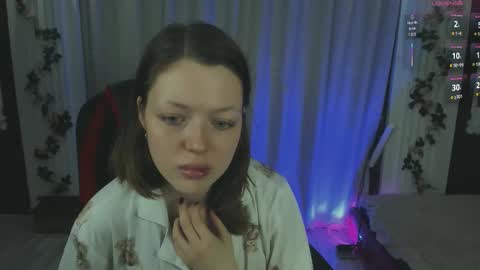 Lily online show from 8, 10, 2025