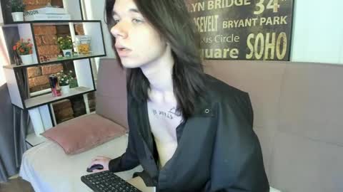 Matthew online show from 22, 5, 2026