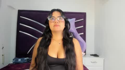 Snapshot of lunascarleht chatting on 17, 2, 2026 lunascarleht online show from 17, 2, 2026