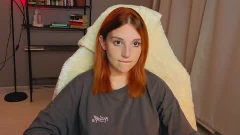 Snapshot of lunatale chatting on 30, 6, 2026 Kate online show from 30, 6, 2026