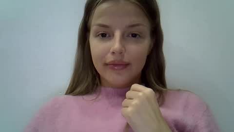 Snapshot of lunav7 chatting on 9, 10, 2025 Luna online show from 9, 10, 2025