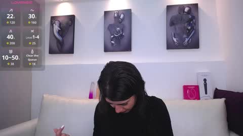 Snapshot of lunavellor chatting on 6, 10, 2025 Luna online show from 6, 10, 2025