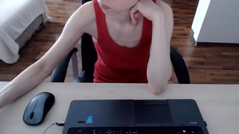 lunavibe_ online show from 10, 6, 2026
